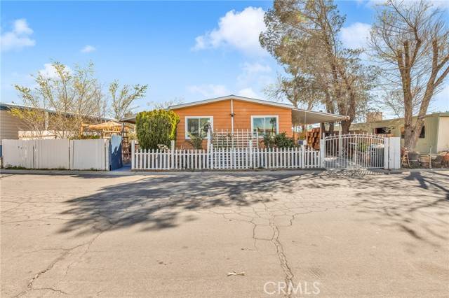 Rosamond, CA 93560,3300 15th ST 64