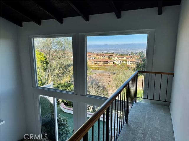 Rancho Palos Verdes, CA 90275,5587 Mistridge DR