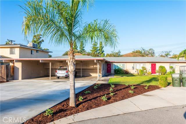 Redlands, CA 92374,733 E Brockton AVE