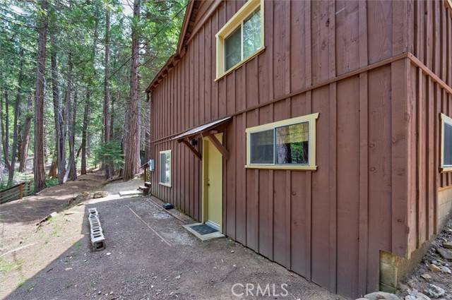 Wawona, CA 95389,7915 Koon Hollar RD