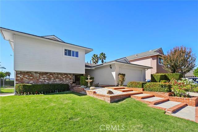 Agoura Hills, CA 91301,5561 Rainbow Crest DR