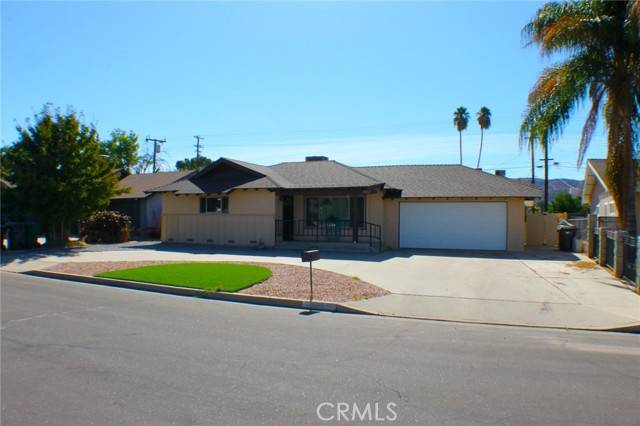 Hemet, CA 92544,40837 Lois CT