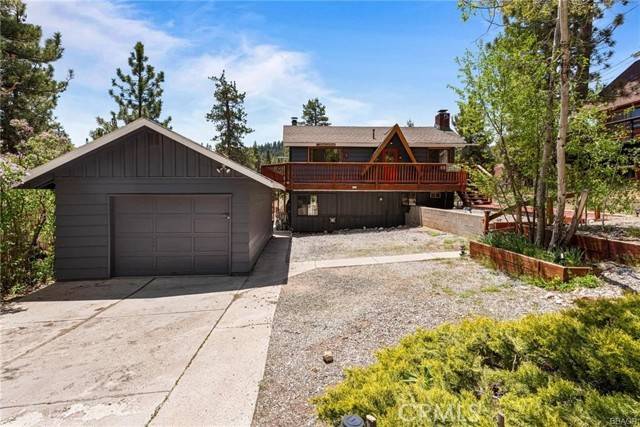 Big Bear Lake, CA 92315,39273 Peak LN