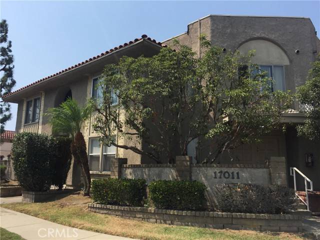 Huntington Beach, CA 92649,17011 Sims LN 4