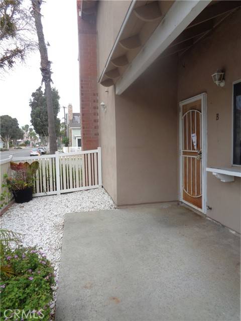 Huntington Beach, CA 92648,402 19th ST B