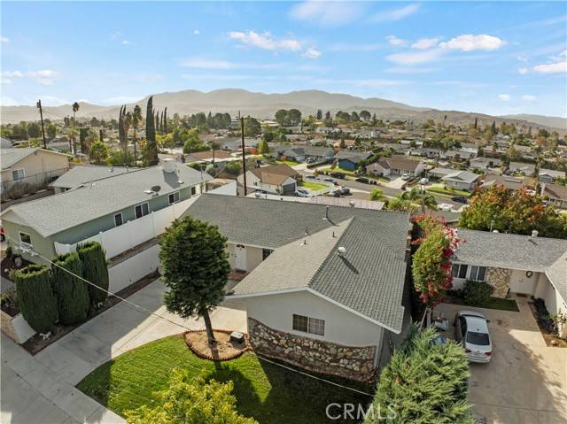 Canyon Country, CA 91351,19820 Merryhill ST