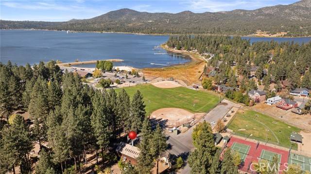 Big Bear Lake, CA 92315,351 Jeffries RD