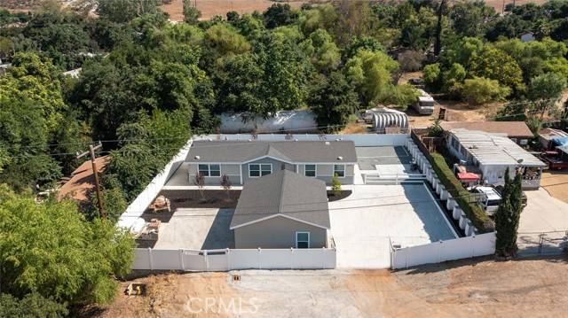 Wildomar, CA 92595,24551 Carl RD