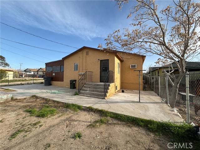 Barstow, CA 92311,609 E Fredricks ST