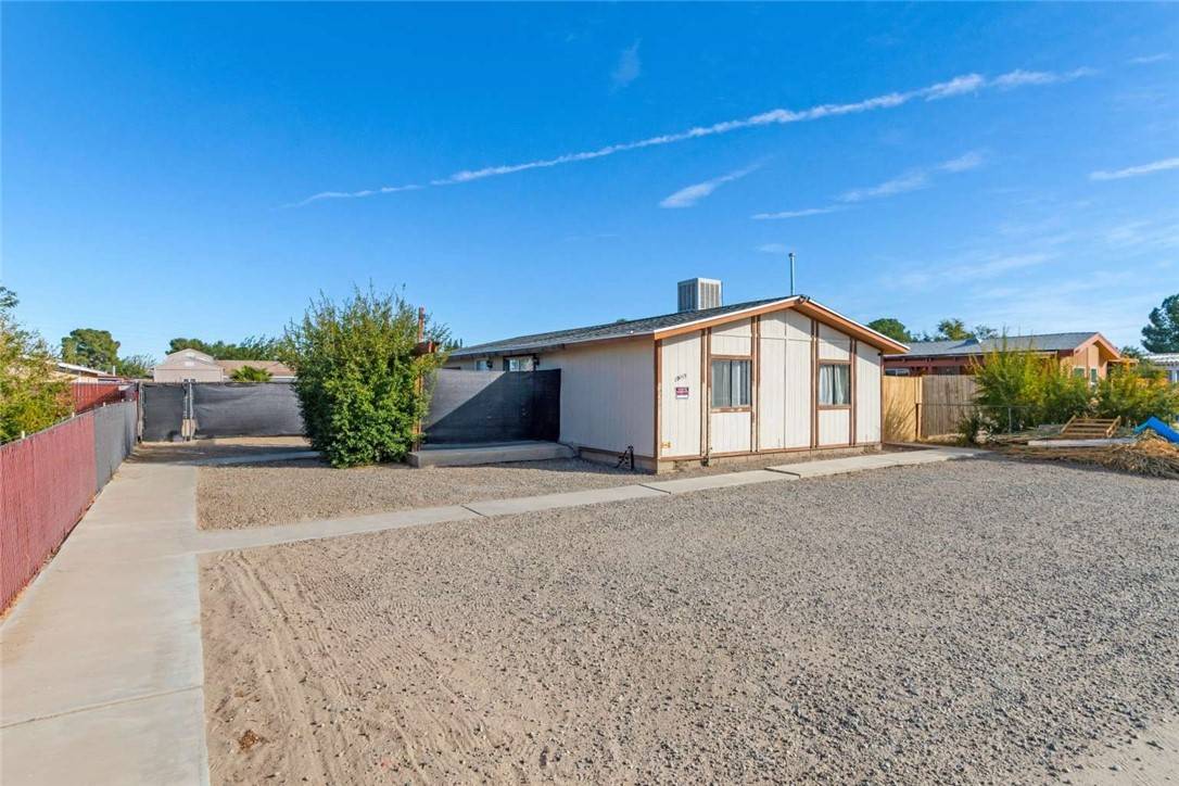 Adelanto, CA 92301,19015 Joshua ST