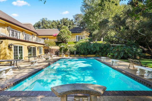 La Canada Flintridge, CA 91011,809 Highland DR