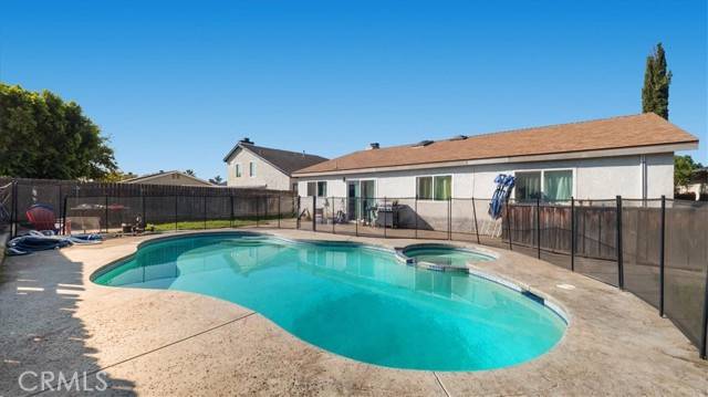 Highland, CA 92346,7559 Aspen CT