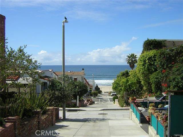 Manhattan Beach, CA 90266,220 32nd ST