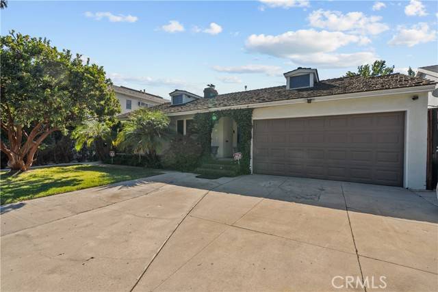 Toluca Lake, CA 91602,10530 Moorpark ST