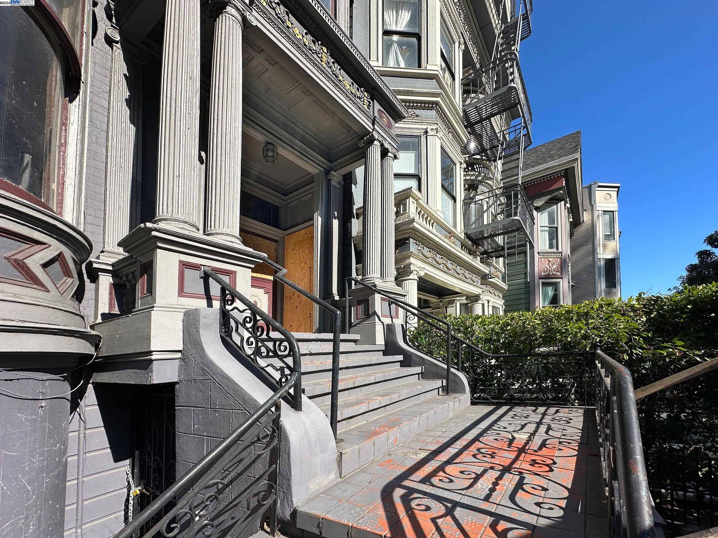 San Francisco, CA 94117,1736-1738 Fell St