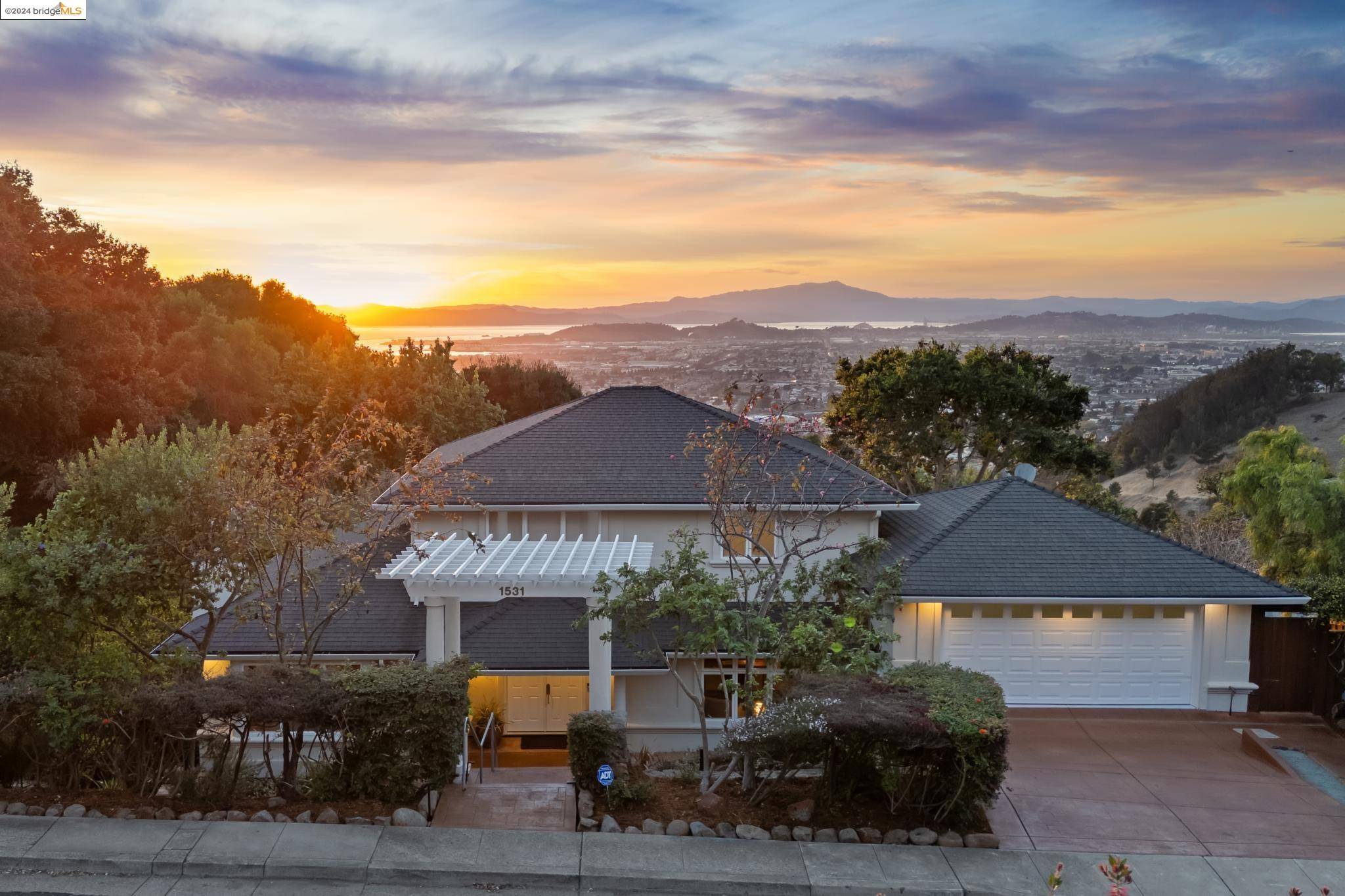 El Cerrito, CA 94530,1531 Regency Ct