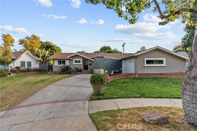 Canoga Park, CA 91304,22124 Lanark ST