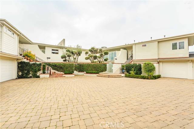 Corona Del Mar, CA 92625,1203 Bayside DR