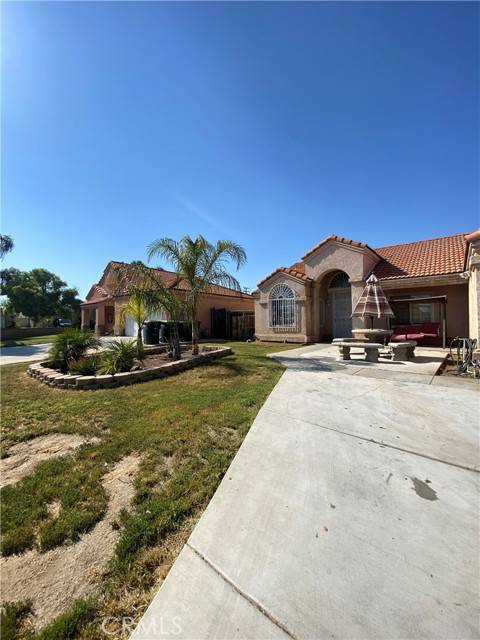 Perris, CA 92571,618 Periwinkle LN