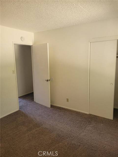 Victorville, CA 92395,14299 La Paz DR 13