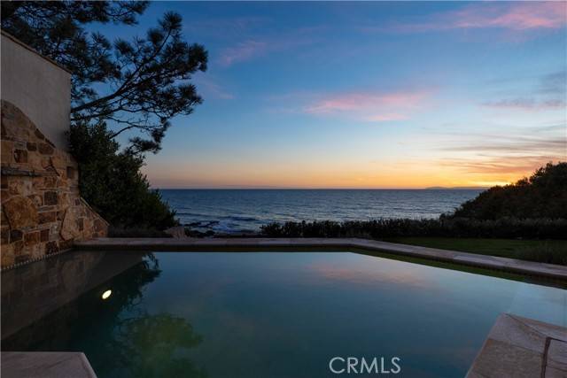 Corona Del Mar, CA 92625,177 Shorecliff RD