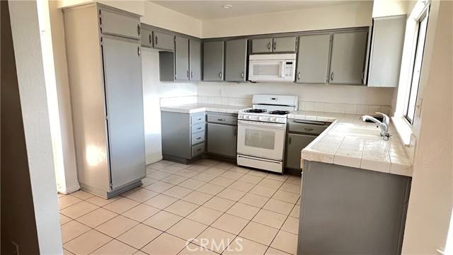 Palmdale, CA 93550,37037 Casa Grande AVE