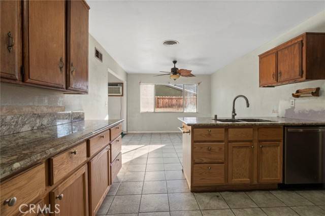 Sylmar, CA 91342,12780 Rajah ST