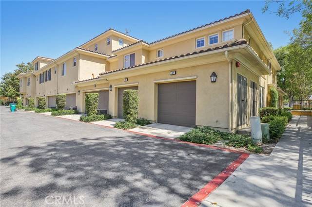 Irvine, CA 92620,99 Long Meadow 76