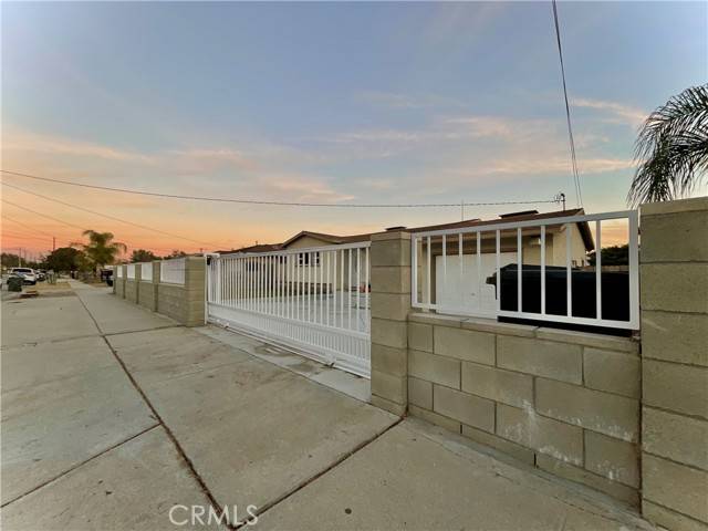 Fontana, CA 92335,16319 Athol ST