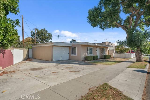 Long Beach, CA 90805,251 E Osgood ST