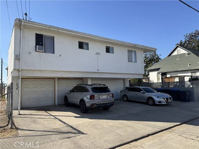 Santa Ana, CA 92701,1334 E 4th ST