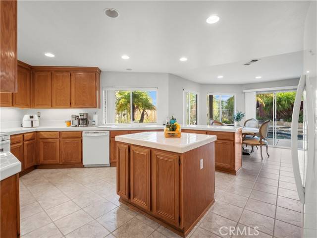 Castaic, CA 91384,28632 Black Oak LN