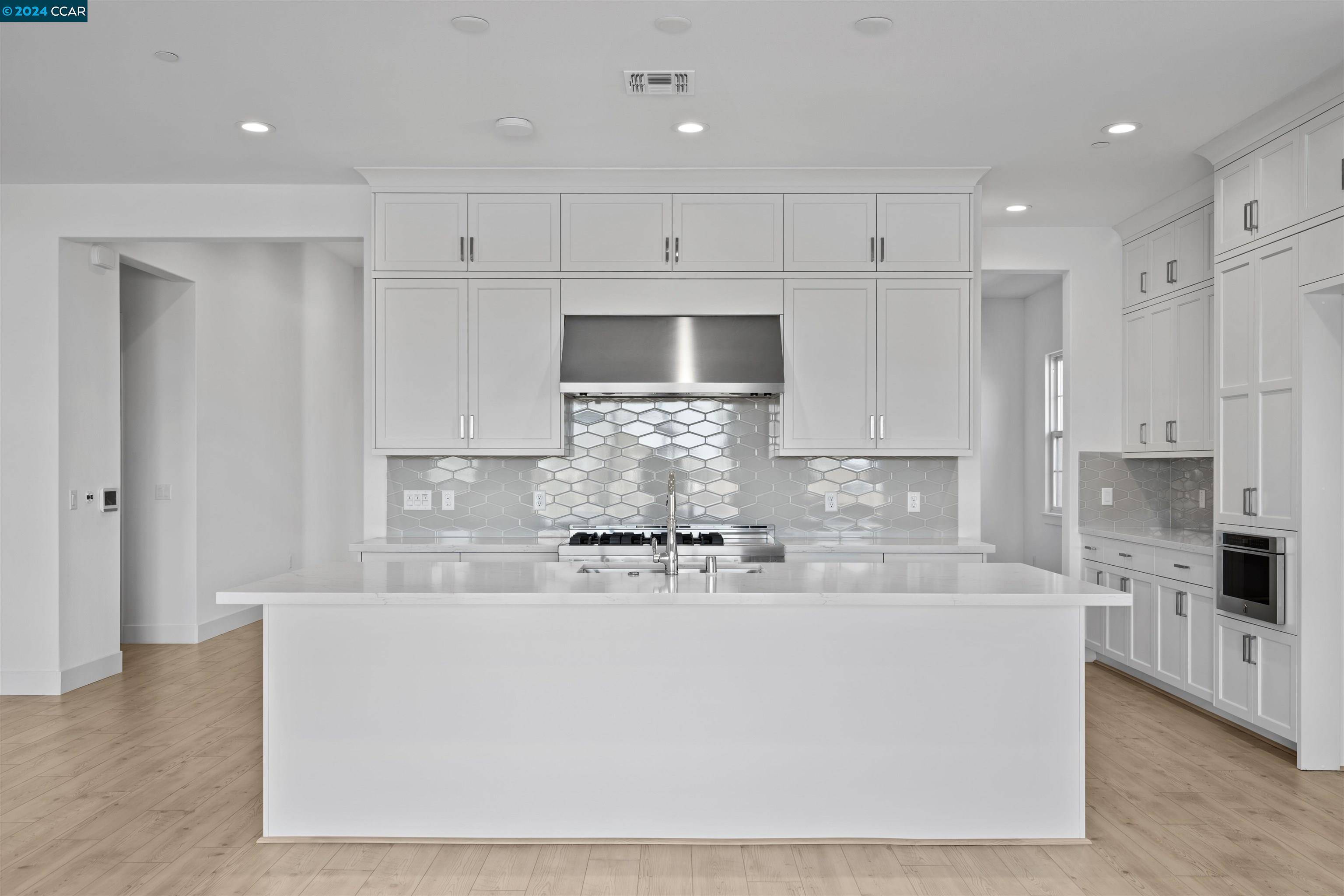 Tracy, CA 95377,1691 White Rock DR