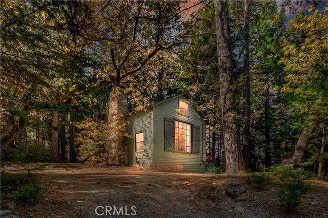 Lake Arrowhead, CA 92352,648 Crest Estates DR