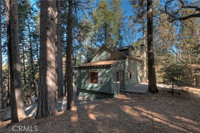 Lake Arrowhead, CA 92352,648 Crest Estates DR