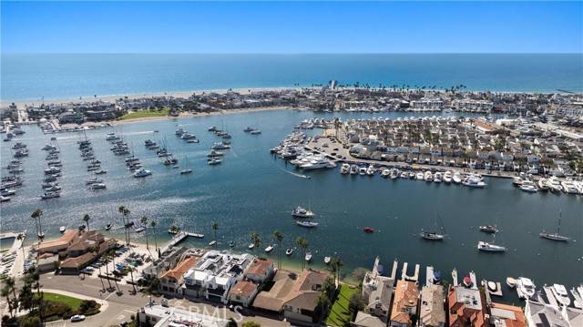 Newport Beach, CA 92663,355 Via Lido Soud