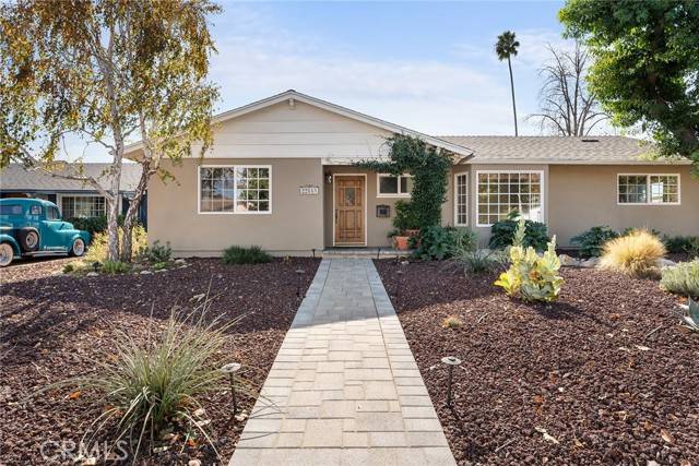 West Hills, CA 91307,22668 Mobile ST