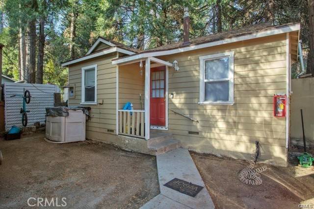 Crestline, CA 92325,618 Wildrose LN