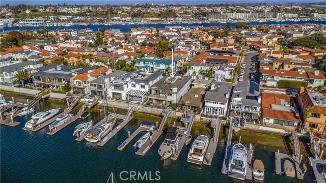 Newport Beach, CA 92663,323 Via Lido Soud