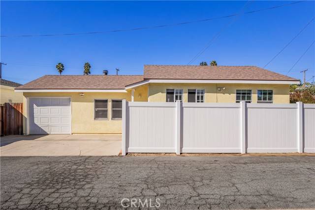 Downey, CA 90241,8217 5th ST