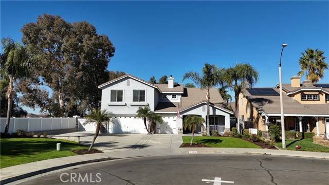 Corona, CA 92883,13238 Mountain View CT