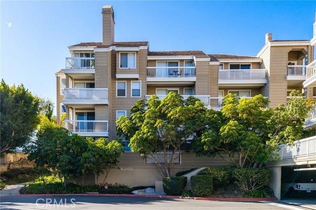 Huntington Beach, CA 92646,20371 Bluffside CIR 407