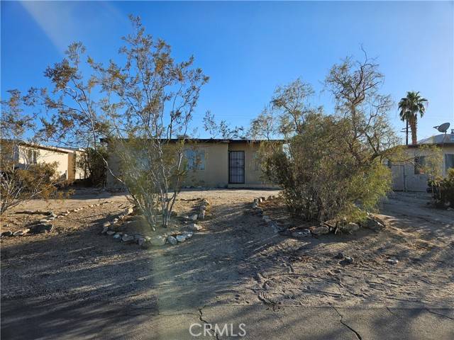 Twentynine Palms, CA 92277,74955 Serrano DR