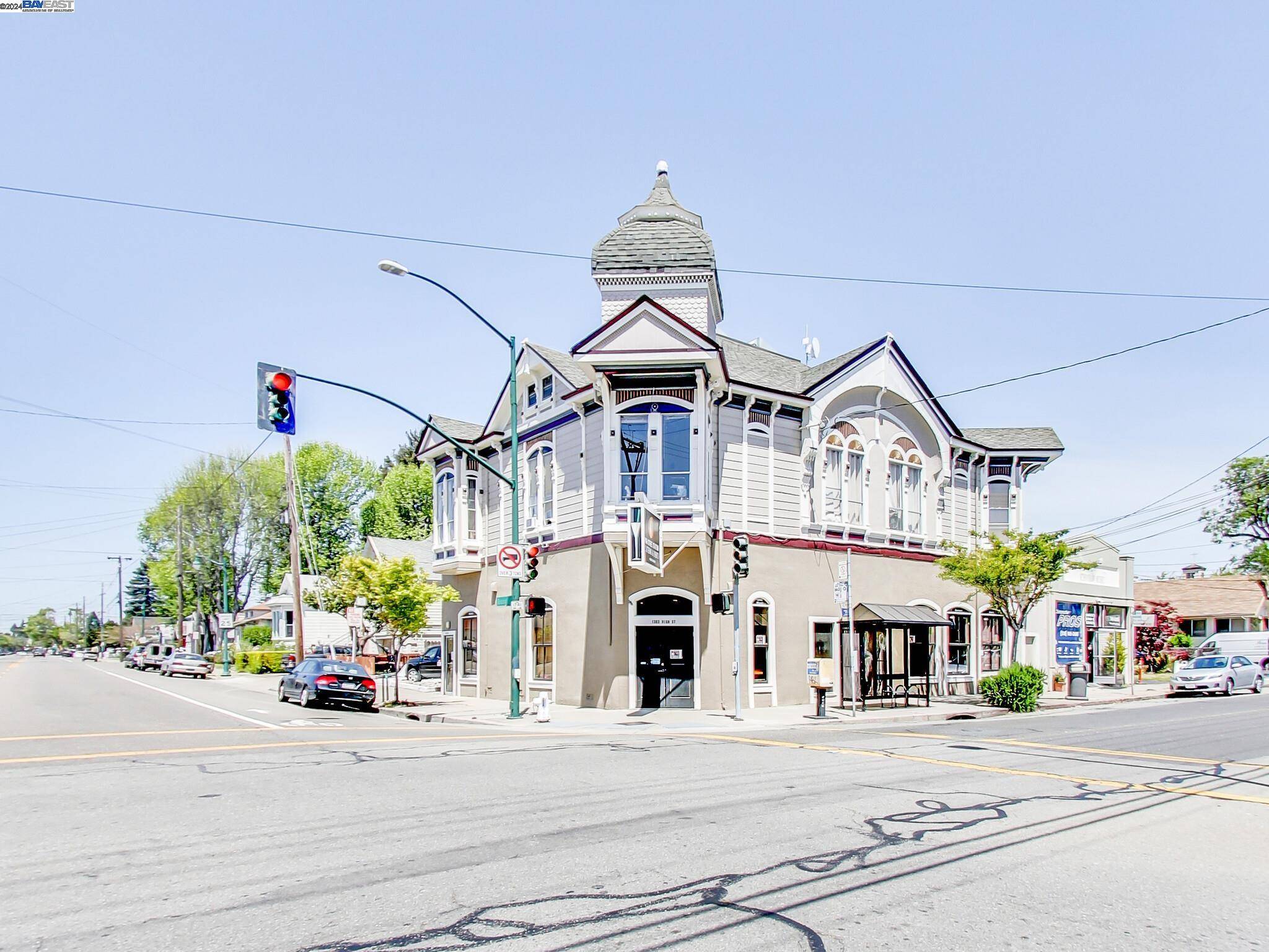 Alameda, CA 94501,1301 High ST