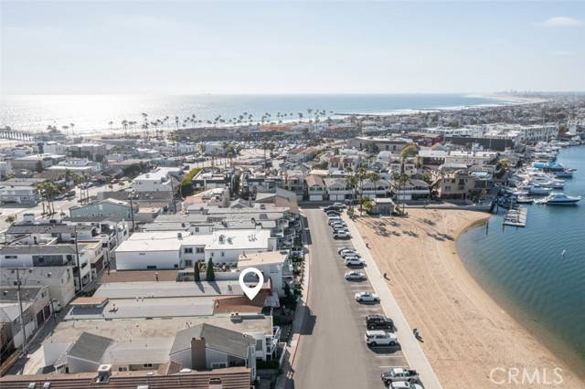 Newport Beach, CA 92663,1809 W Bay AVE
