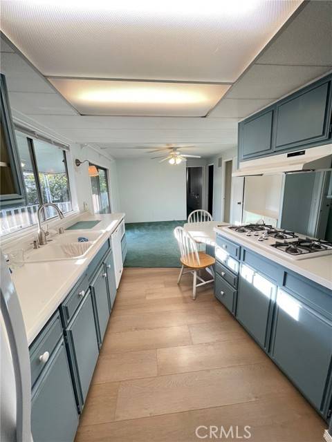 Tustin, CA 92780,101 Malaga ST 101