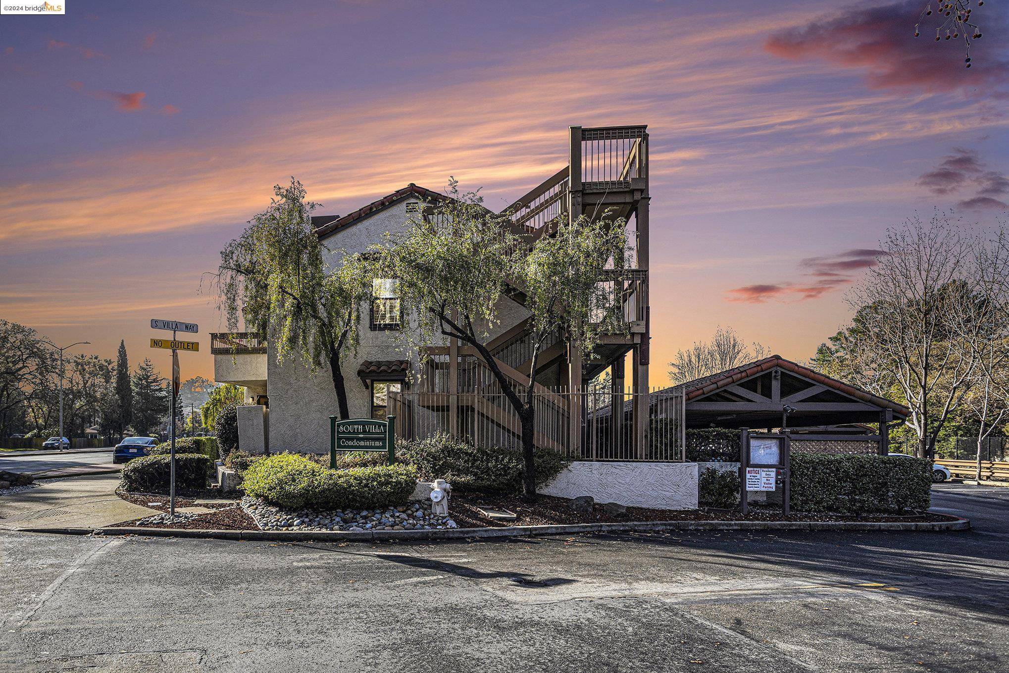 Walnut Creek, CA 94595,1122 S Villa WAY