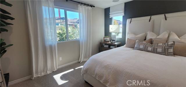 Corona, CA 92883,24074 Hillcrest DR