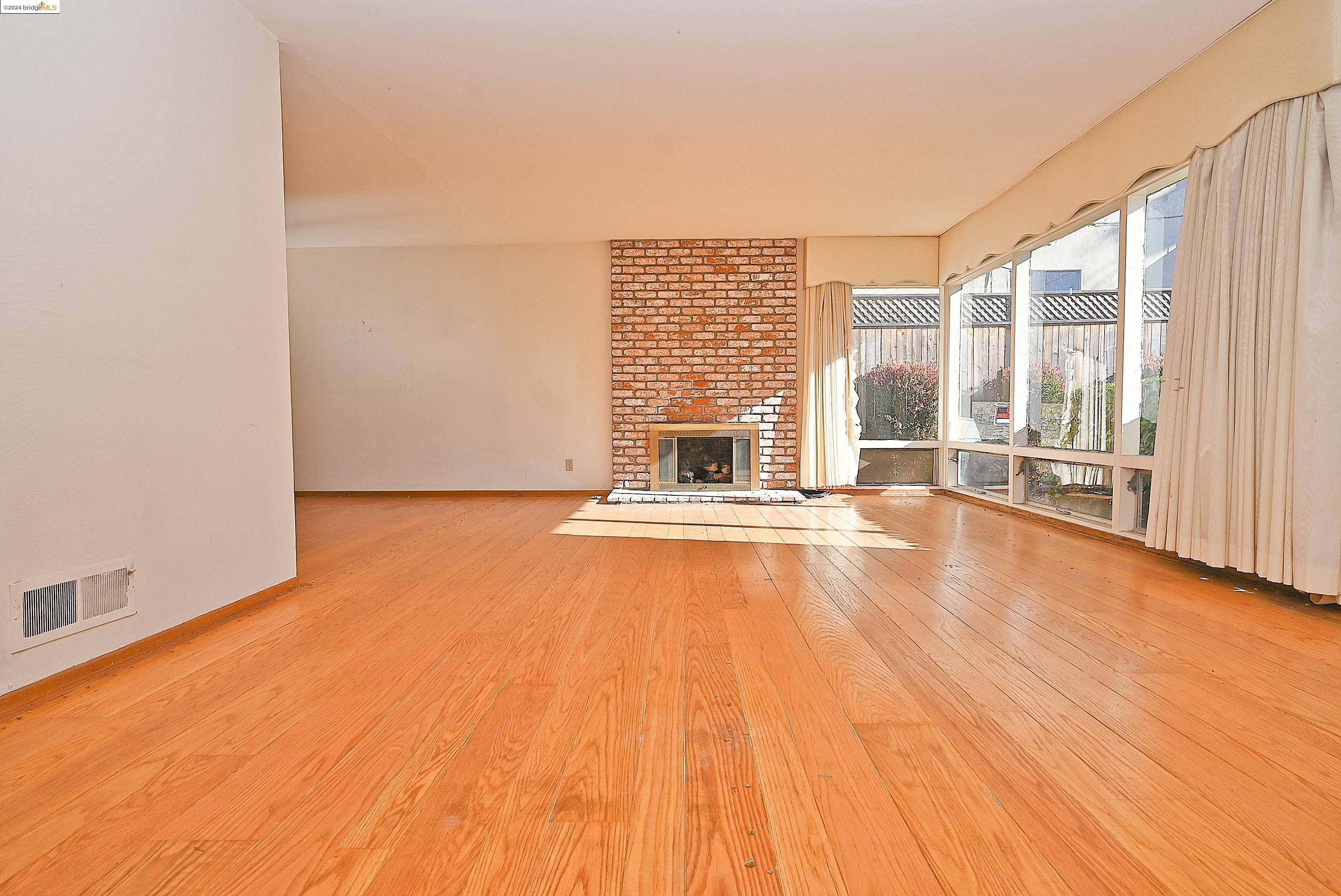 Oakland, CA 94605,4847 Dunkirk Ave