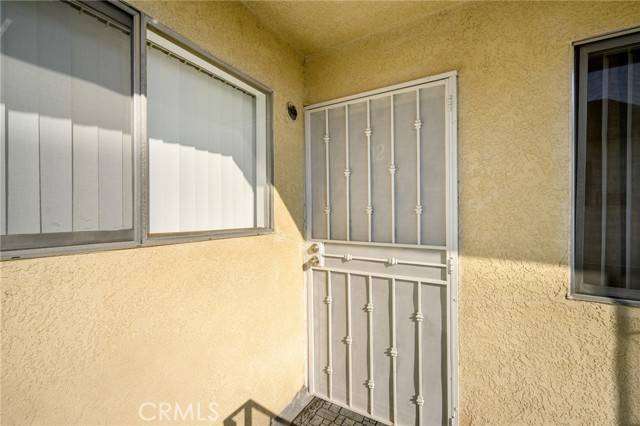 Glendale, CA 91205,208 E Chevy Chase DR 12